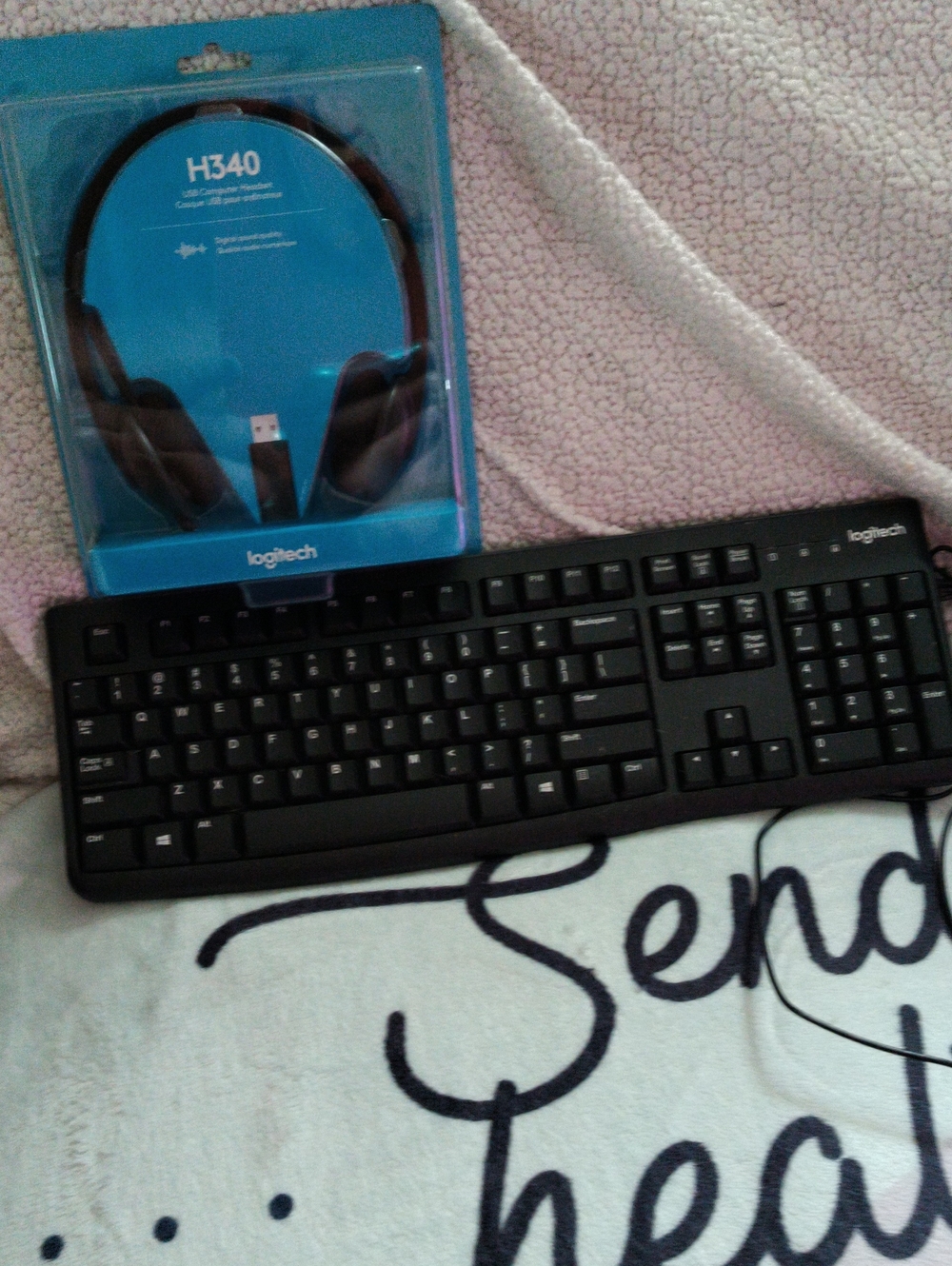 Logitech Black Wired Keyboard with Black H540 Headset (USB)